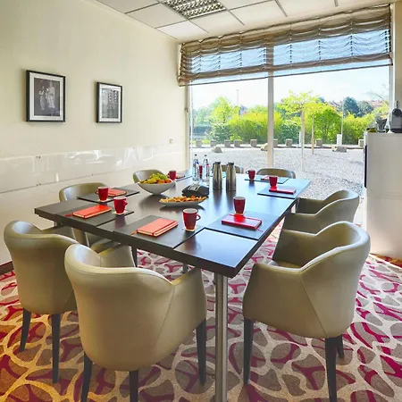 レオナルド ホテル