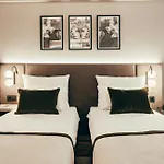 Leonardo 4* Kolonia