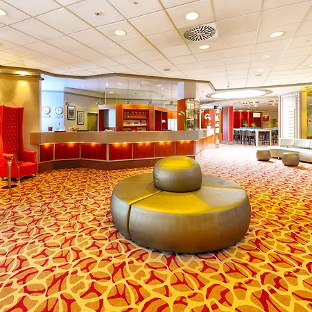 Leonardo 4* Colonia