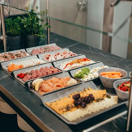 Leonardo Hotel