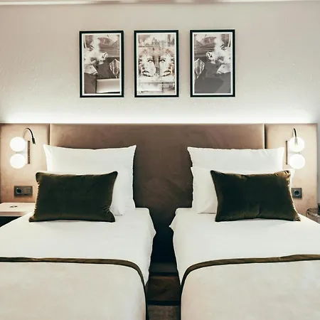 Hotel Leonardo
