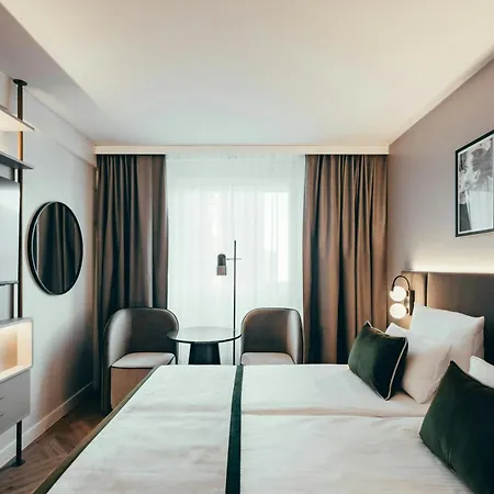 Leonardo Hotel 4*