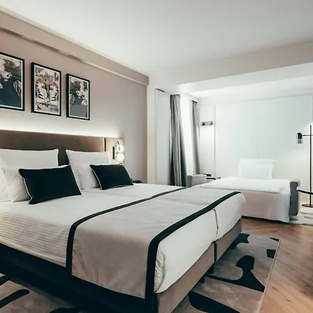 Leonardo Hotel