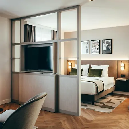 Hotel Leonardo