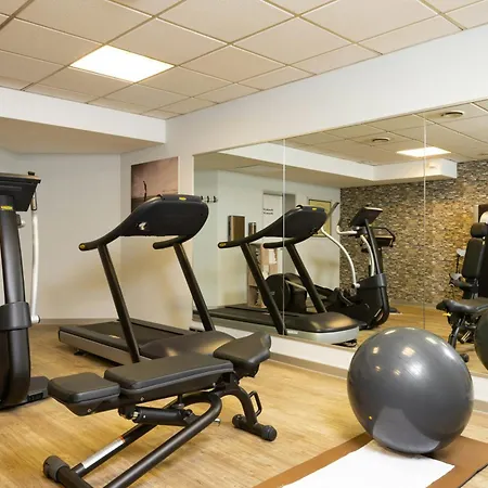 Hotel Leonardo 4*