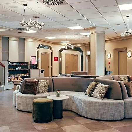 Hotel Leonardo 4*