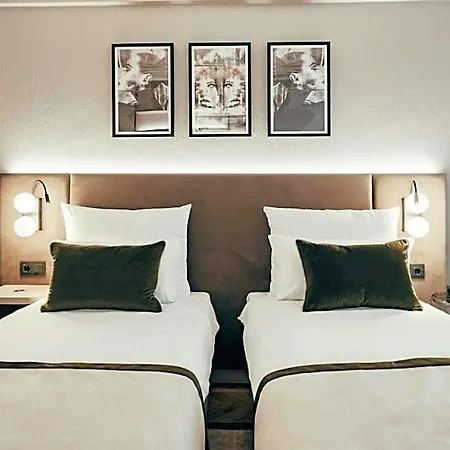 Hotel Leonardo 4*