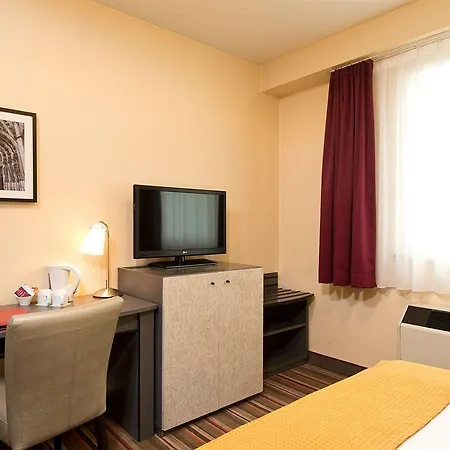Leonardo Hotel