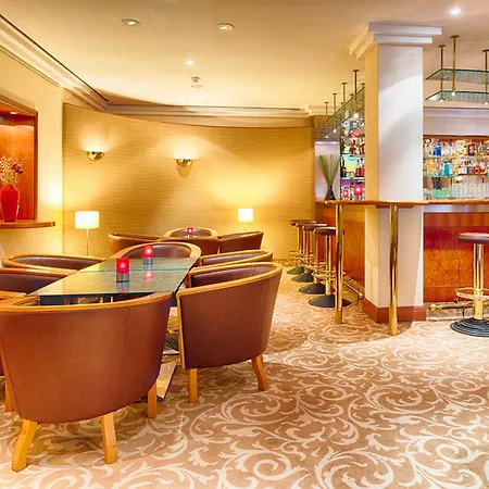 Leonardo Hotel