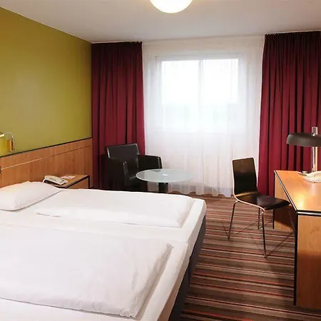 Leonardo Hotel 4*