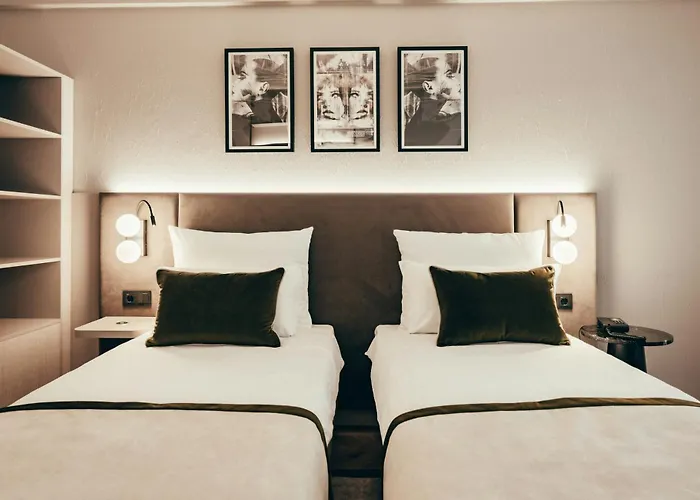 Leonardo 4* Cologne