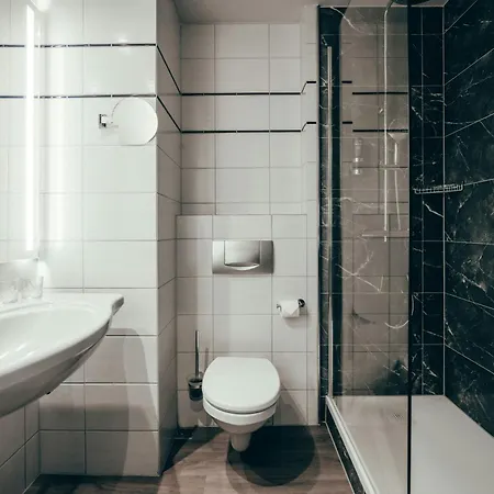 Leonardo Hotel