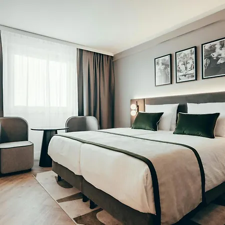 Hotel Leonardo 4*