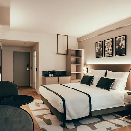 Hotel Leonardo 4*